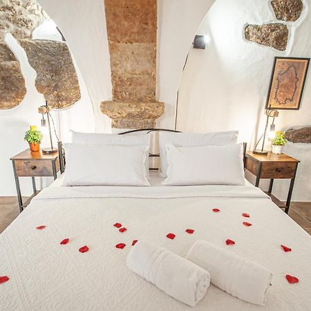 Romantic Loft With Jacuzzi In The Castle Castelsardo Exterior foto