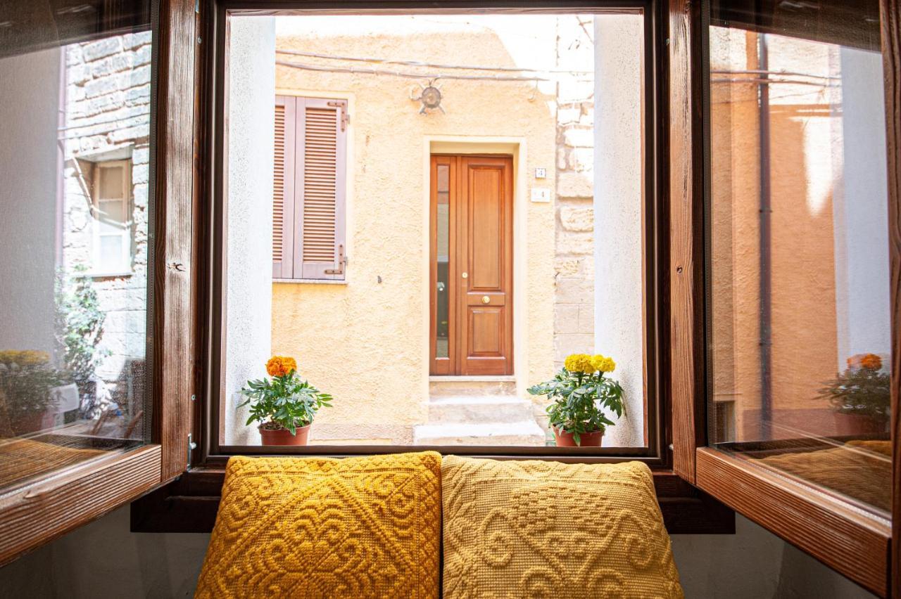 Romantic Loft With Jacuzzi In The Castle Castelsardo Exterior foto